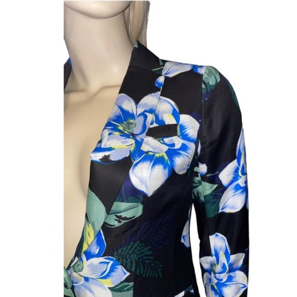 Banana Republic Floral Blazer - Picture 7 of 10